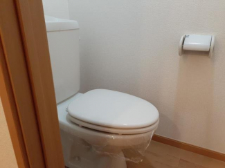 コンパクトで使いやすいトイレです