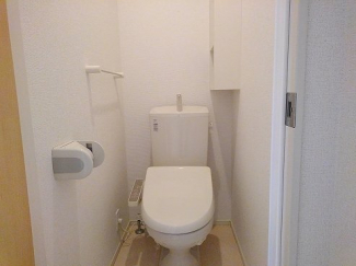 清潔感のあるトイレです