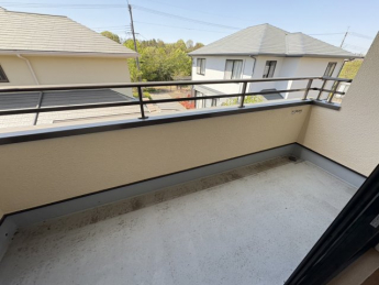 三木市さつき台２丁目　中古戸建の画像