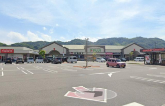 宮脇書店フジ姫原店まで530m
