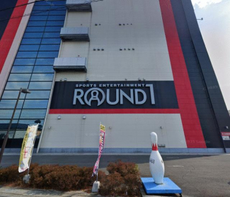 ラウンドワンスタジアム松山店まで947m