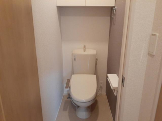 清潔感のあるトイレです