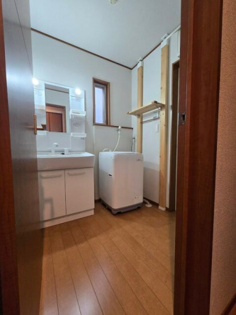 彦根市西今町中古一戸建住宅の画像