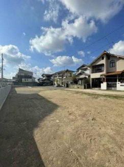 南東からの写真です。