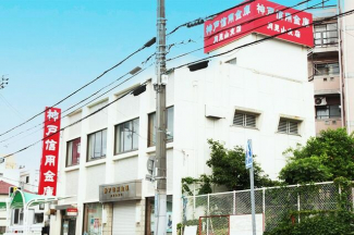 神戸信用金庫月見山支店まで411m