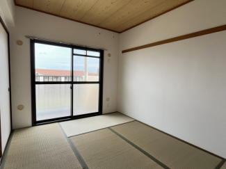 和室がひろがる居住スペース