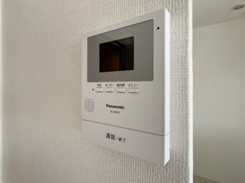 モニターホン完備