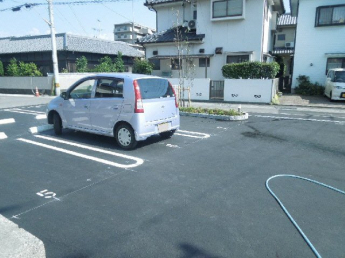 【駐車場】