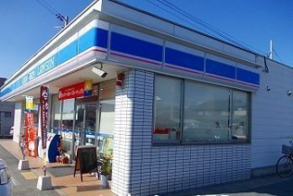 コンビニまで900m