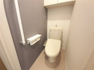 コンパクトで使いやすいトイレです