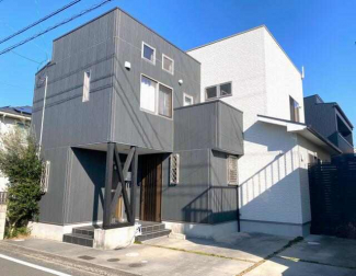 松山市西長戸町の中古一戸建ての画像