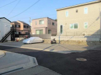 駐車場８台分有り