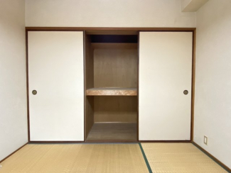 たっぷりとした収納スペースです