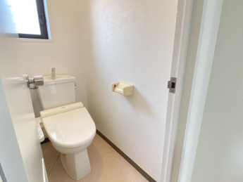 シンプルで使いやすいトイレです