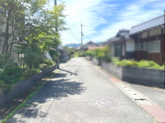 【前面道路含む現地写真】