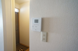 参考、同建物・反転間取りの号室