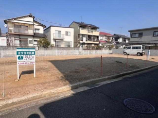 南面道路です