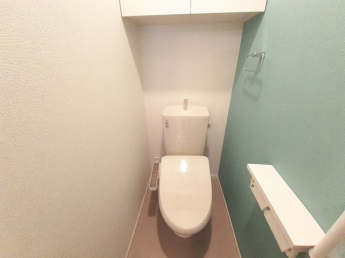 コンパクトで使いやすいトイレです