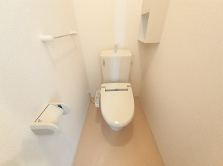 落ち着いたトイレです