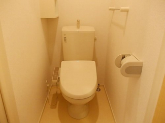 シンプルで使いやすいトイレです