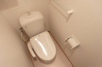 シンプルで使いやすいトイレです