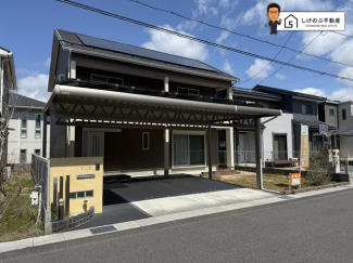 駐車2台可！
家庭菜園できるお庭もごさいます♪