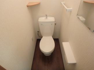 コンパクトで使いやすいトイレです