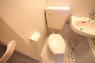 シンプルで使いやすいトイレです