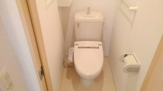 シンプルで使いやすいトイレです