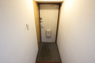 落ち着いた玄関です