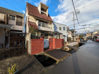 松山市岩崎町１丁目の中古一戸建ての画像