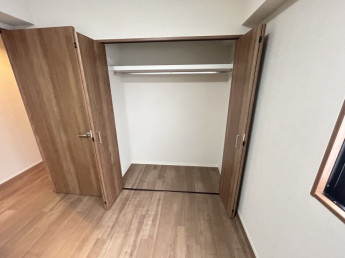 たっぷりとした収納スペースです