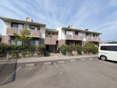 松山市西長戸町のアパートの画像