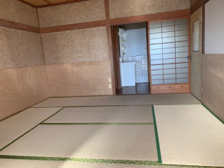 中寺の2階建の家の画像