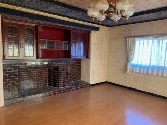 中寺の2階建の家の画像