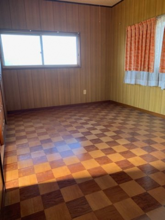 中寺の2階建の家の画像