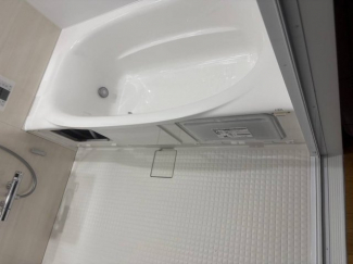 日々の疲れを癒すお風呂付です