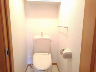 ゆったりとした空間のトイレです