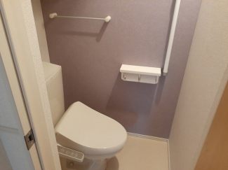 ゆったりとした空間のトイレです