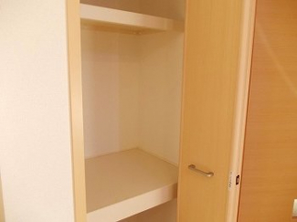 こちらの居間で趣味の時間をお楽しみください