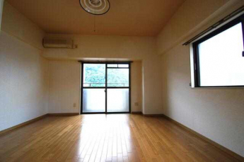 松山市高砂町１丁目のマンションの画像