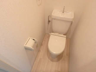 落ち着いたトイレです