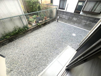 【庭】