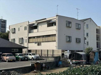 北東面より