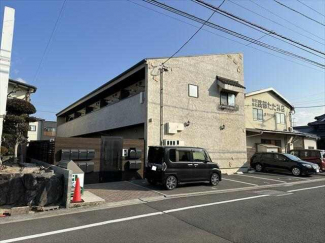 松山市北条辻のアパートの画像