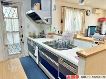 お住まい中なので、キッチンも綺麗な状態でご利用いただけます♪