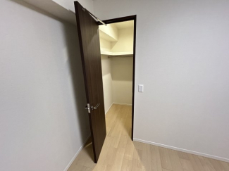 収納便利なウォークインクロゼットが2ヵ所もあるのでお部屋がスッキリ片付きます