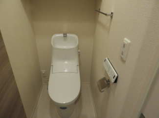 シンプルで使いやすいトイレです