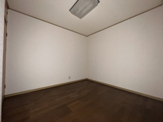 個人の部屋や寝室として使える洋室です