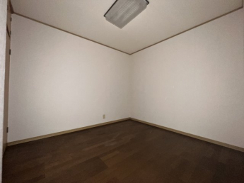 個人の部屋や寝室として使える洋室です